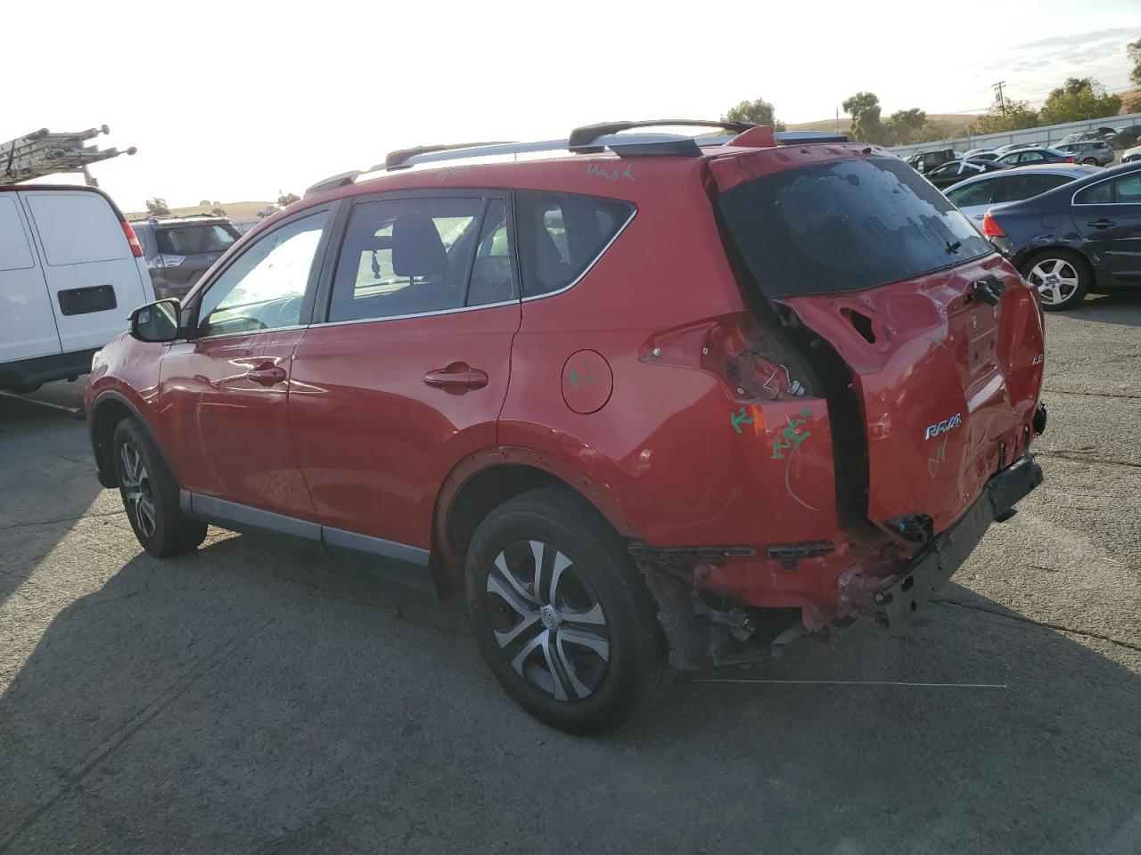 VIN 2T3ZFREV8HW369565 2017 TOYOTA RAV4 no.2