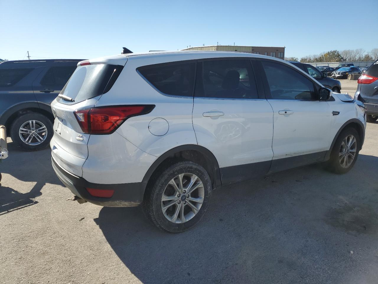 2019 Ford Escape - Image 3