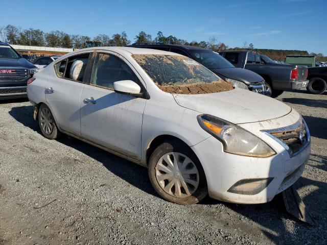  NISSAN VERSA 2017 Білий