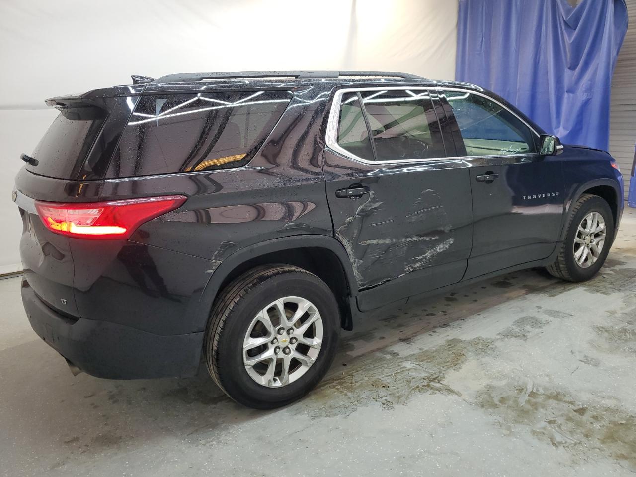 VIN 1GNEVGKW8KJ291756 2019 CHEVROLET TRAVERSE no.3