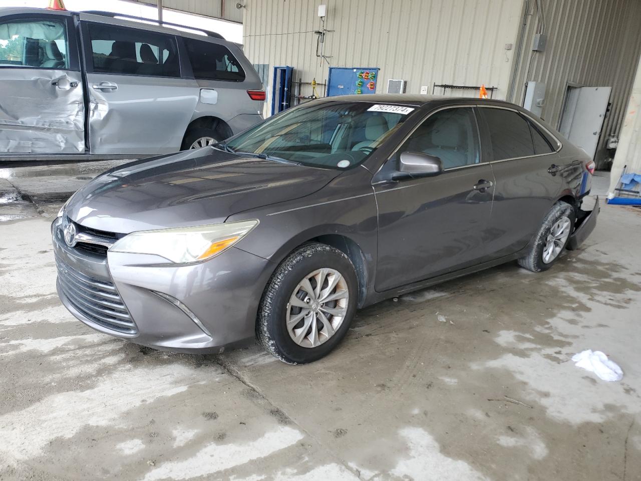 VIN 4T1BF1FK8GU577928 2016 TOYOTA CAMRY no.1