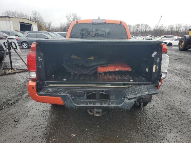  TOYOTA TACOMA 2017 Orange