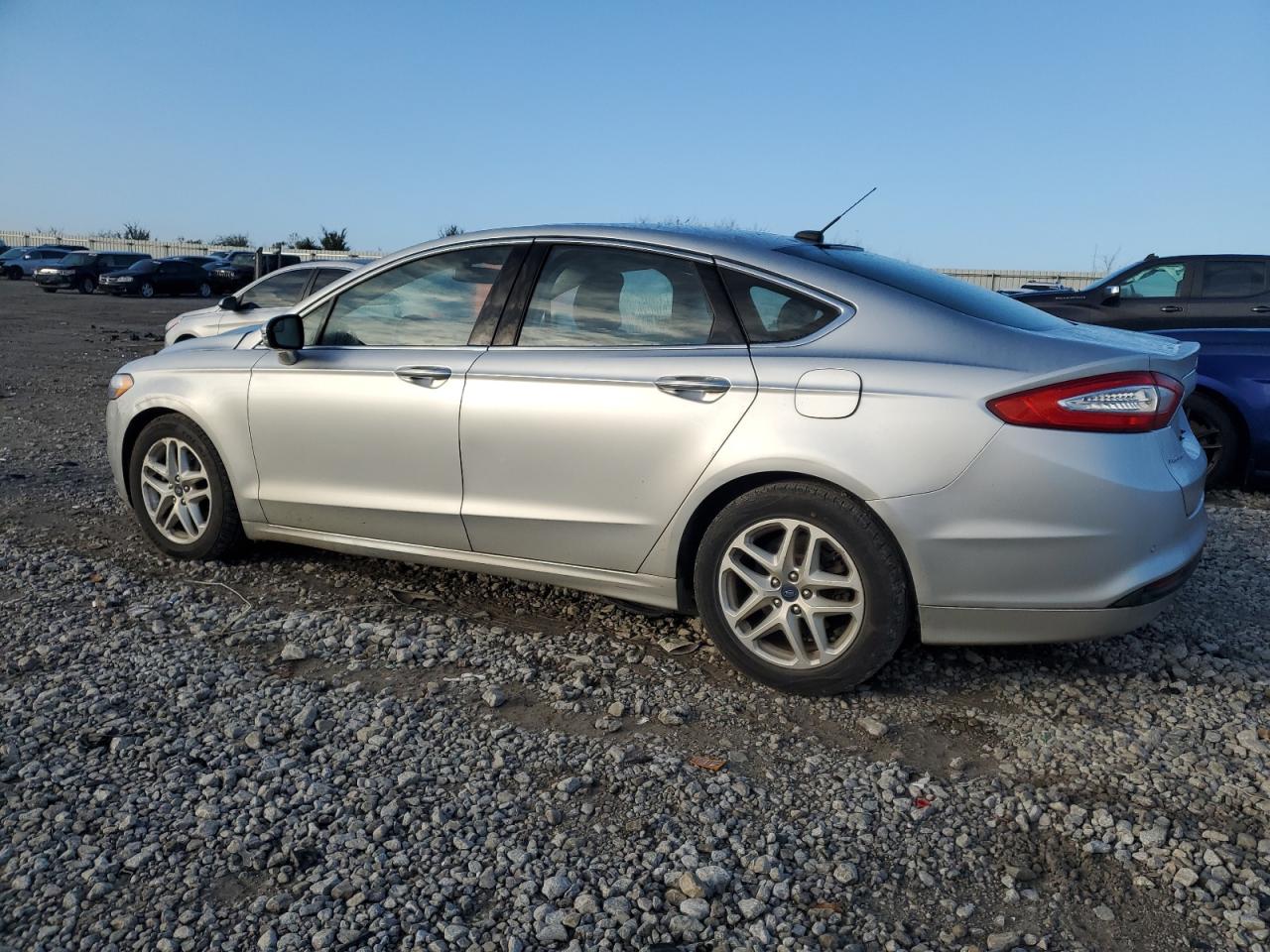 2016 Ford Fusion - Image 2
