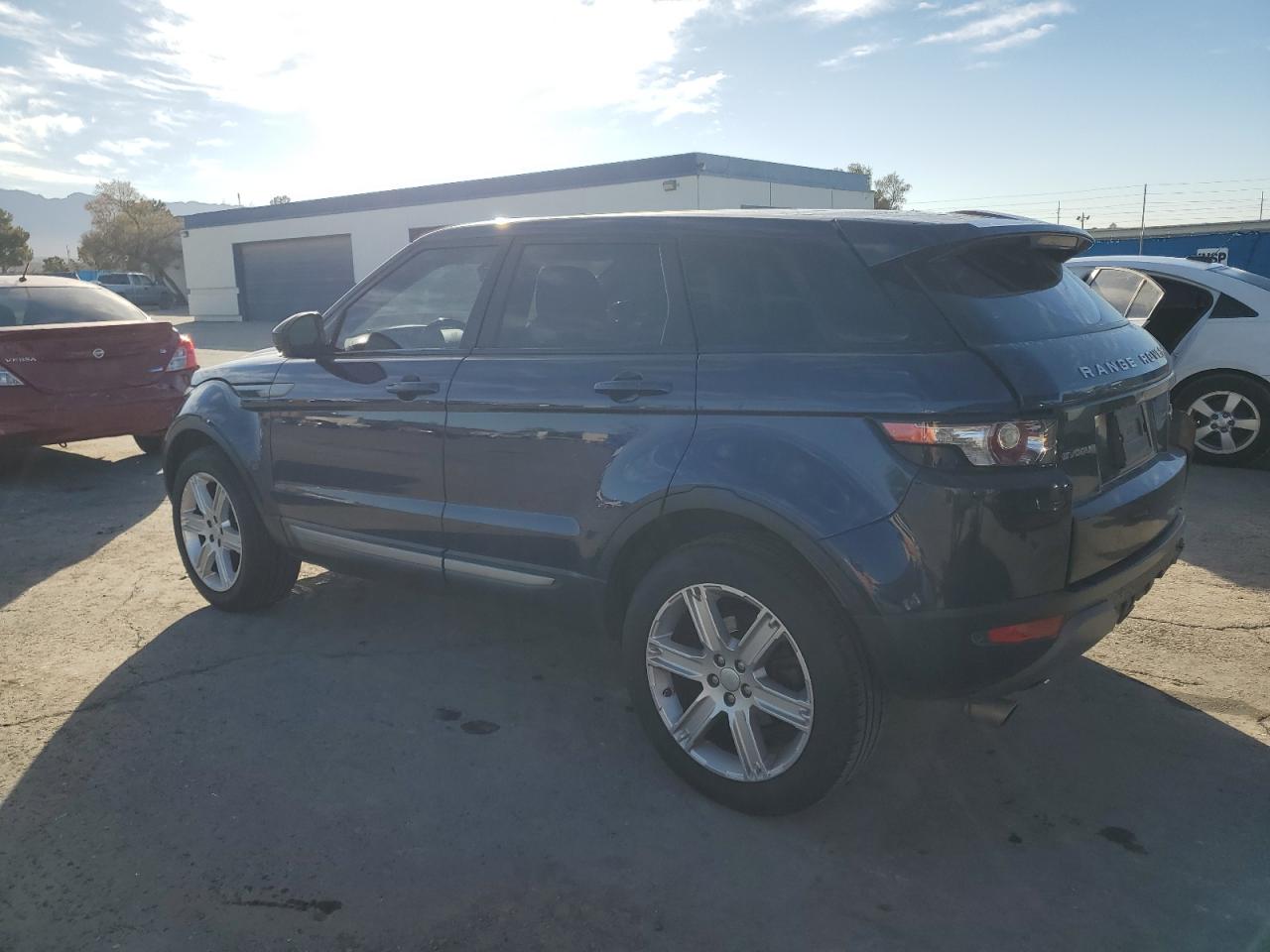 2015 Land Rover Range Rover - Image 2