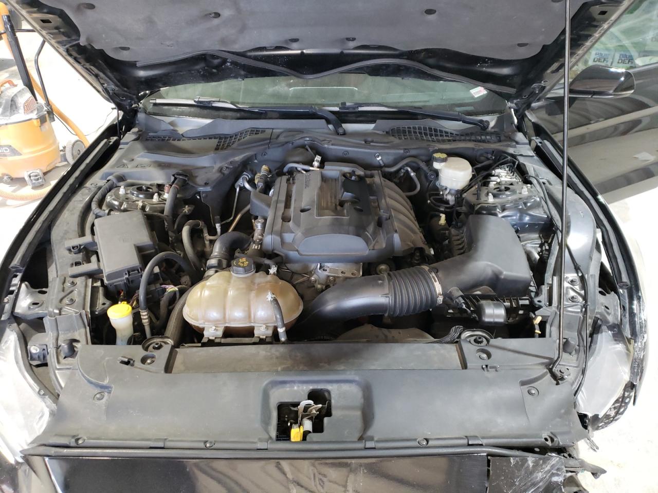 2015 Ford Mustang - Image 11