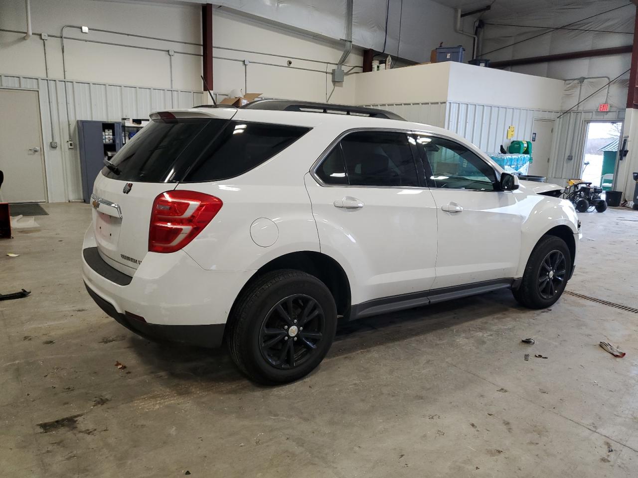 2016 Chevrolet Equinox - Image 3