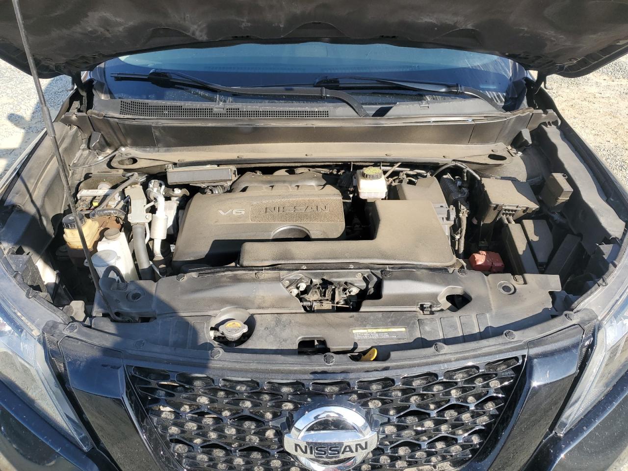 2020 Nissan Pathfinder - Image 12