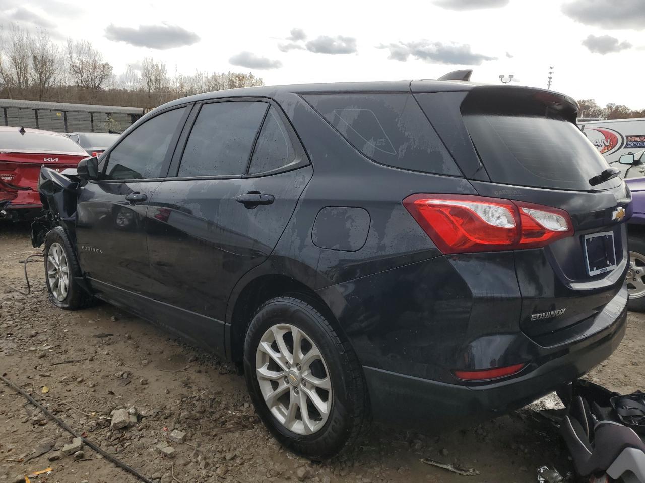 2020 Chevrolet Equinox - Image 2