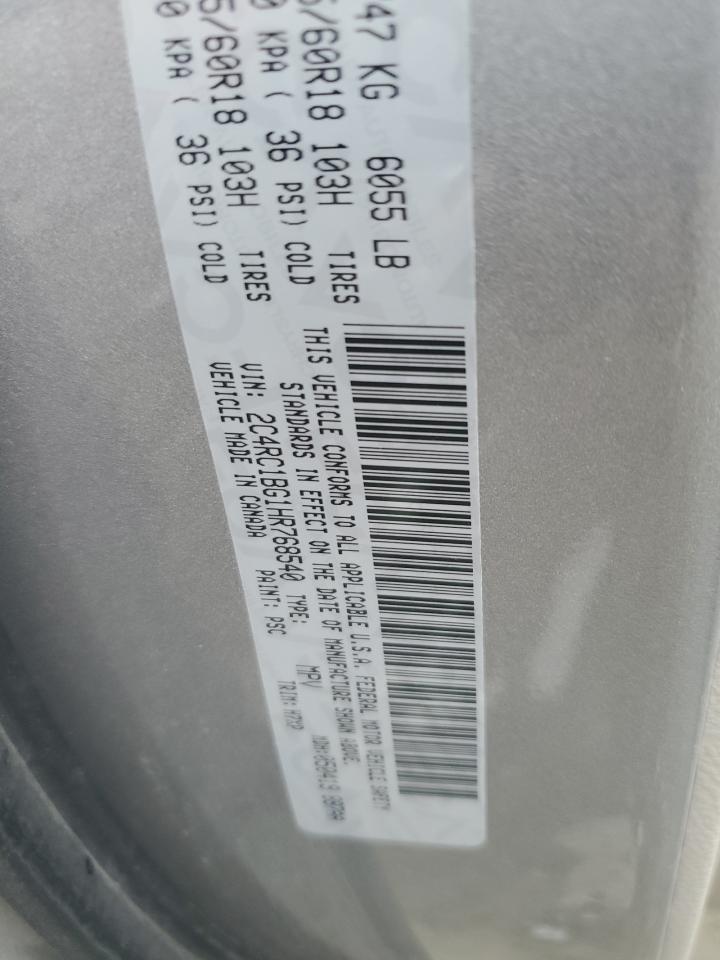 2017 Chrysler Pacifica - Image 13