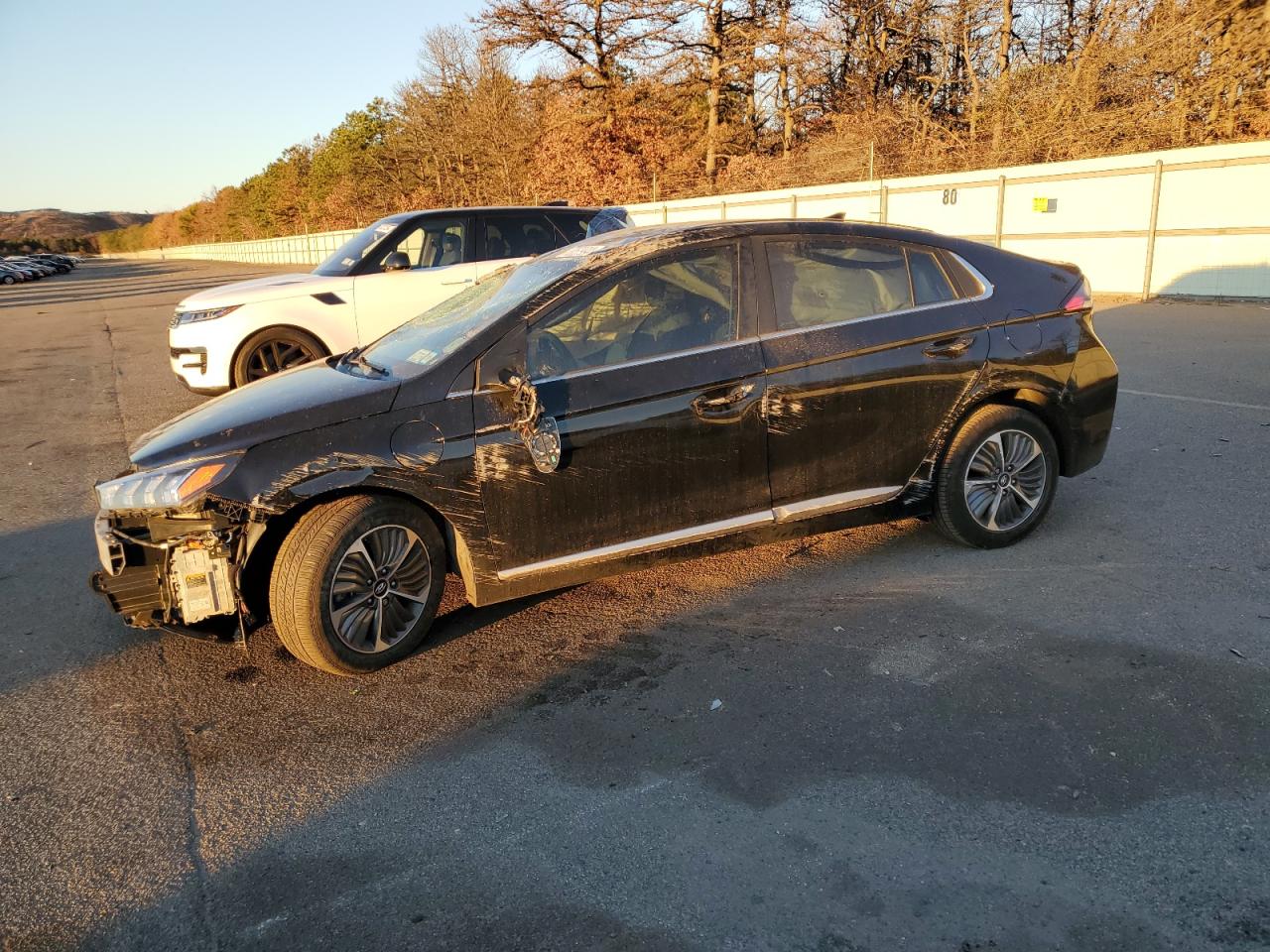 2022 Hyundai IONIQ - Image 1