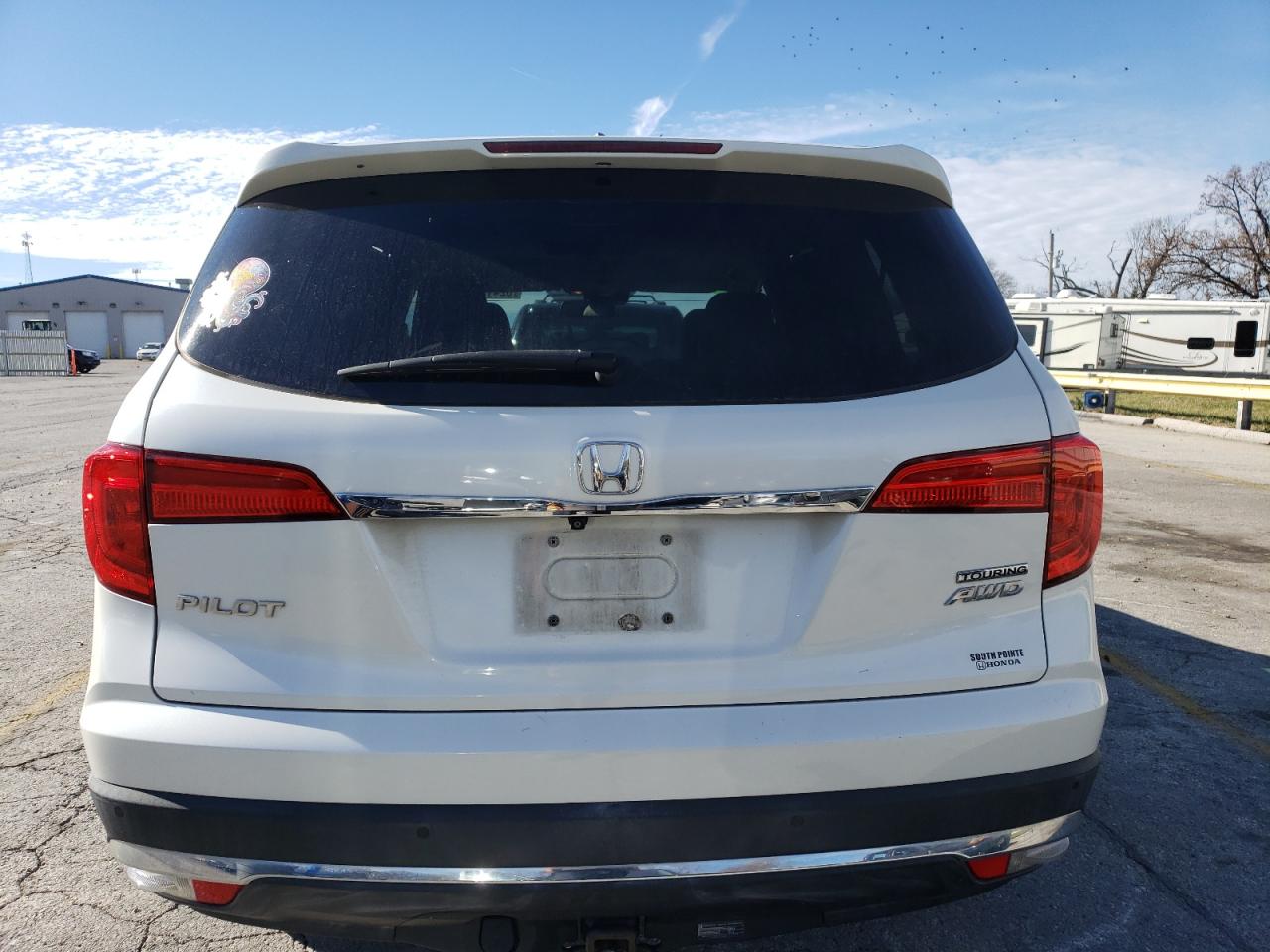 2016 Honda Pilot - Image 6