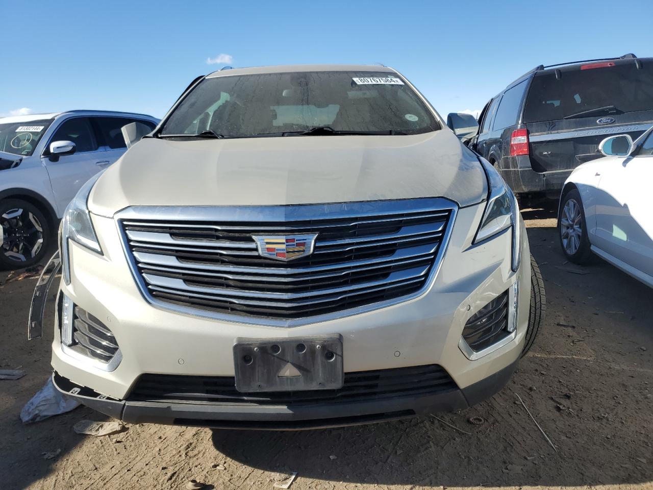 2017 Cadillac XT5 - Image 5