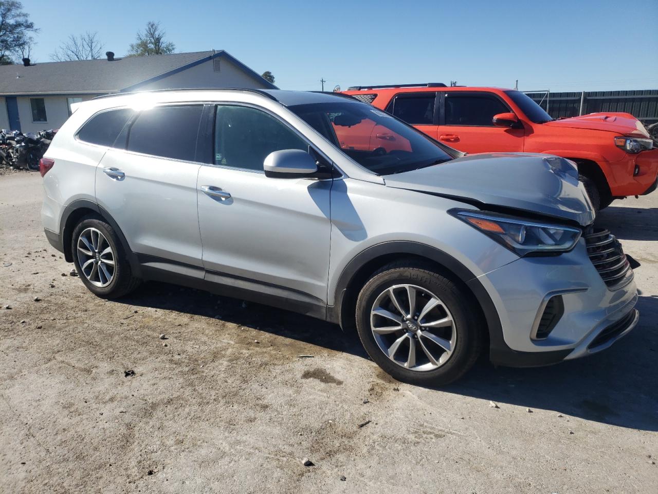 VIN KM8SM4HF6HU221096 2017 HYUNDAI SANTA FE no.4