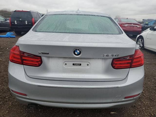  BMW 3 SERIES 2013 Srebrny