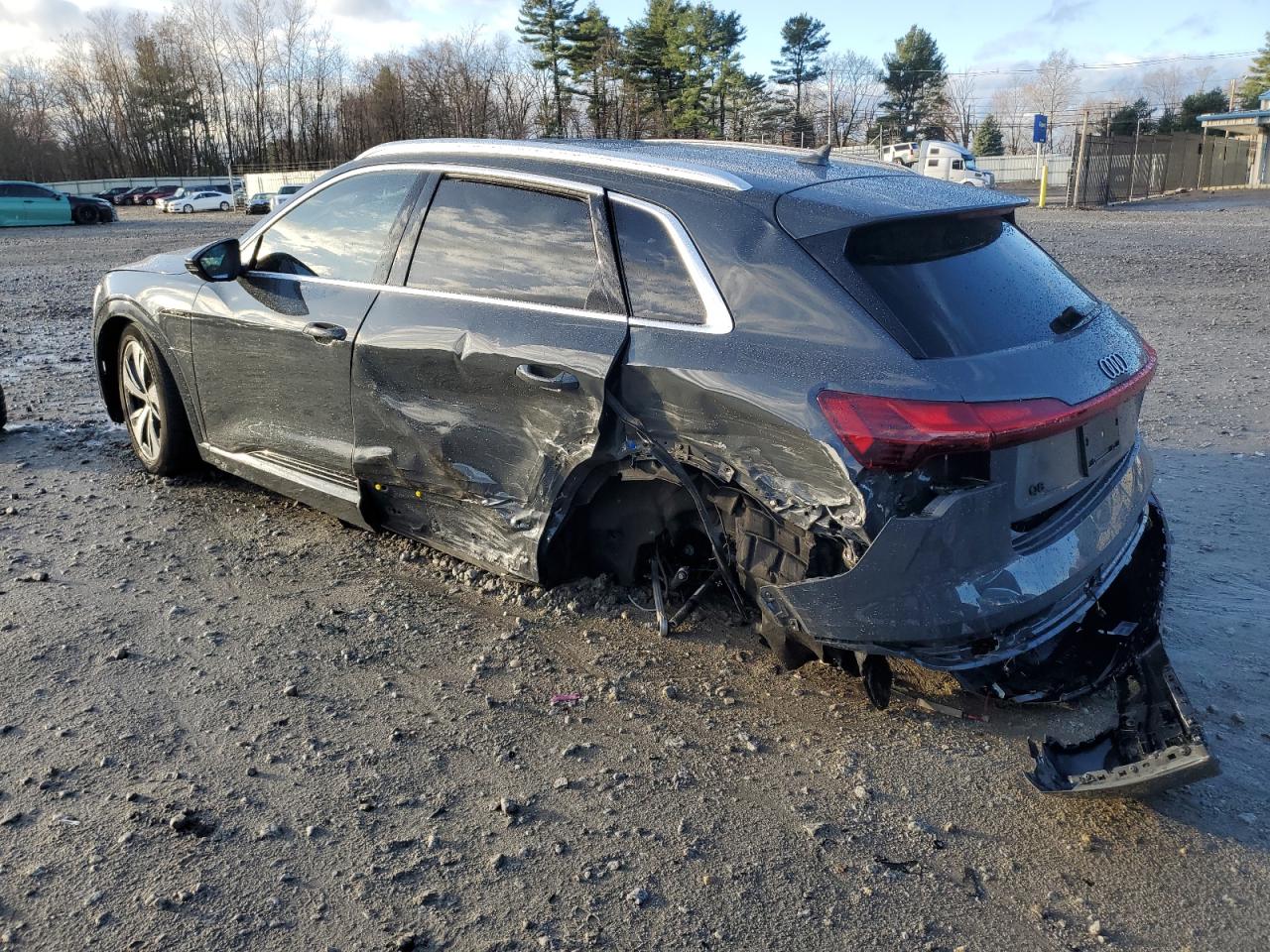 WA14AAGE7RB013474 2024 AUDI Q8 - Image 2