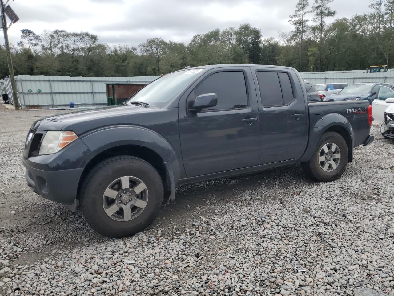2012 Nissan Navara (Frontier) - Image 1