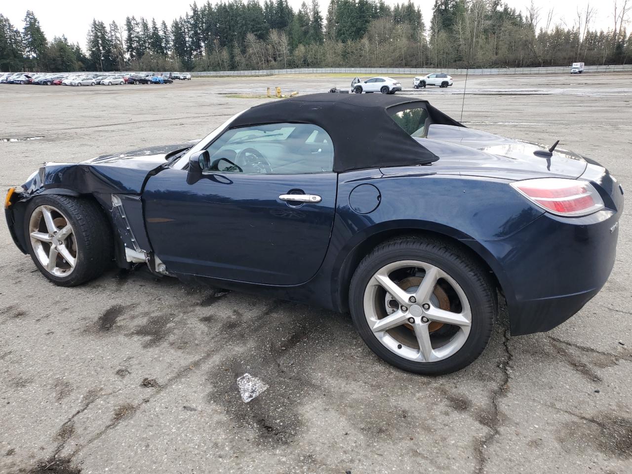 2007 Saturn Sky - Image 2