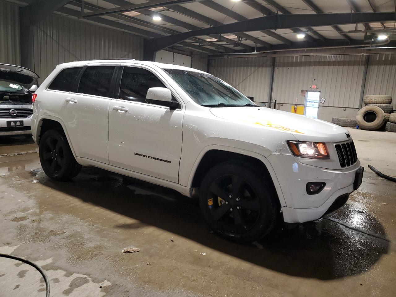 2014 Jeep Grand Cherokee - Image 4
