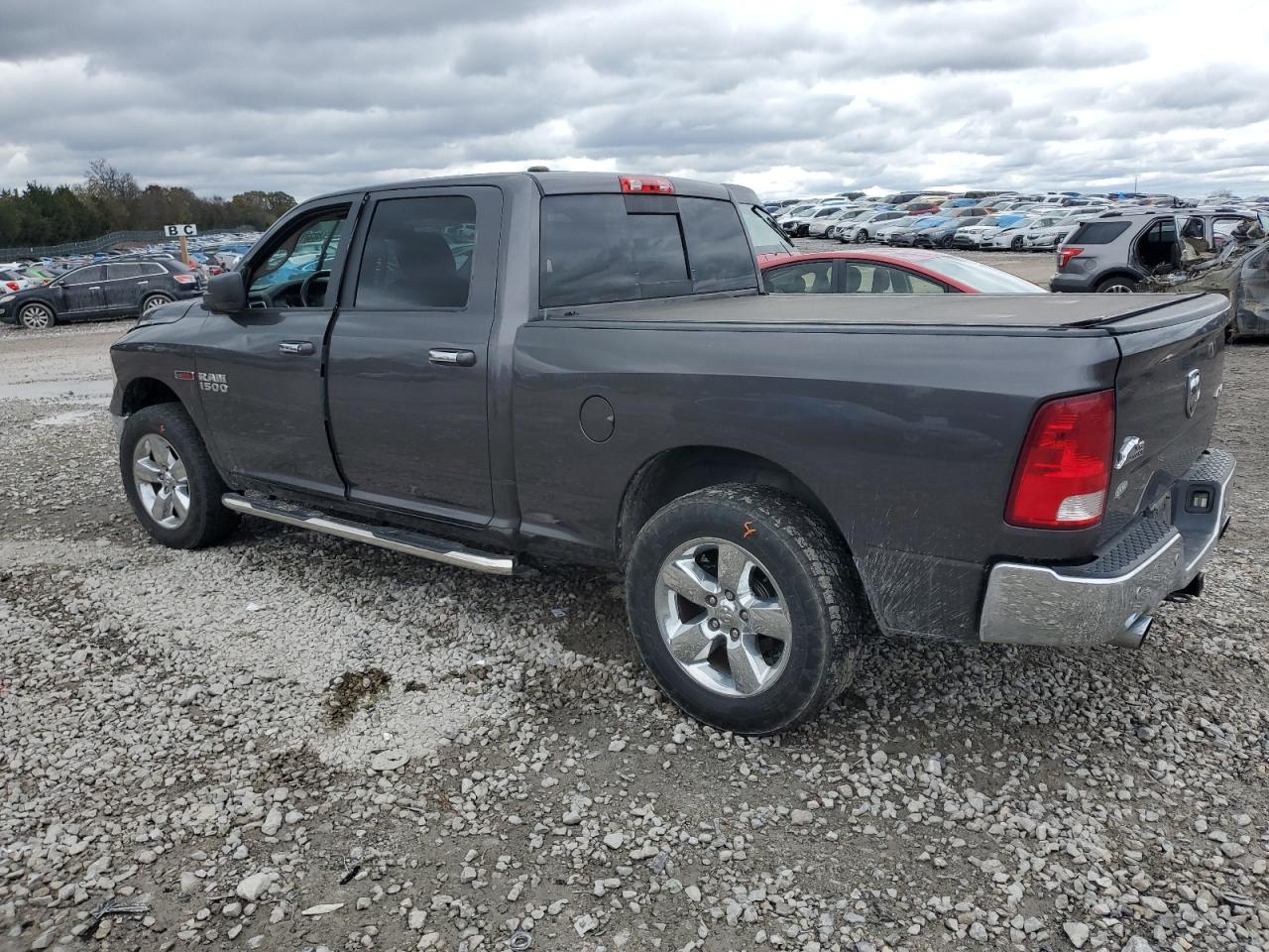 2015 RAM 1500 - Image 2