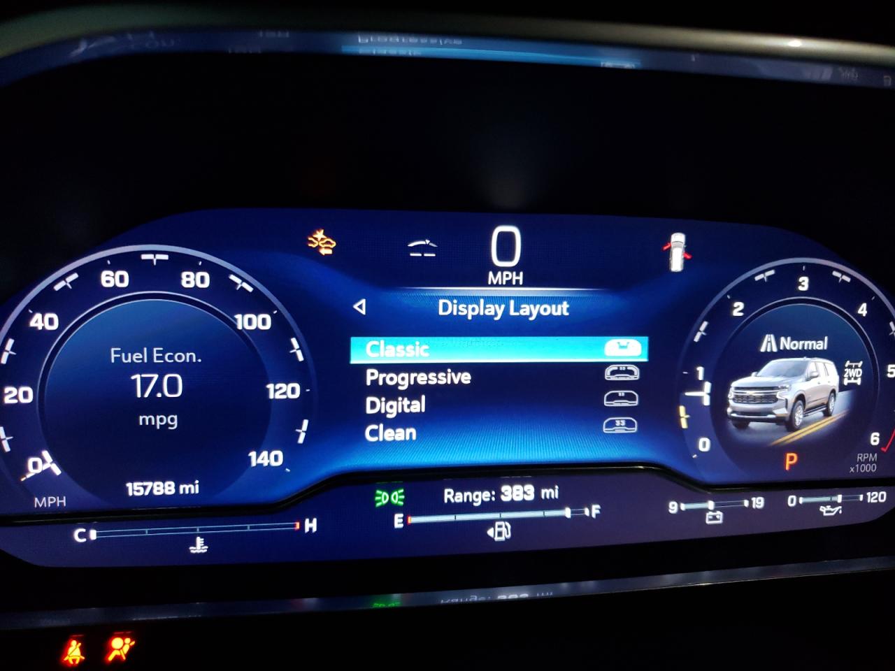 2023 Chevrolet Suburban - Image 9