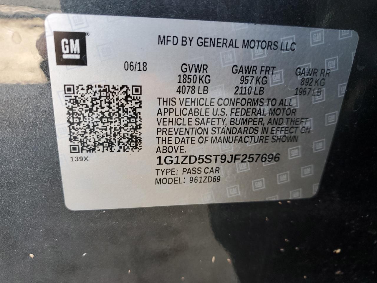 2018 Chevrolet Malibu - Image 13