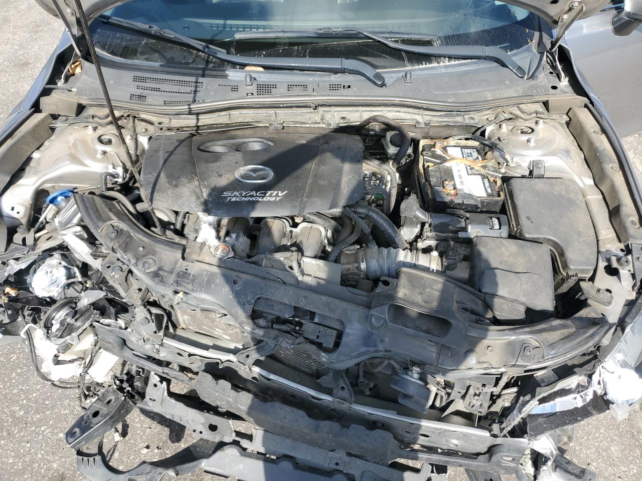 2015 Mazda 3 - Image 12