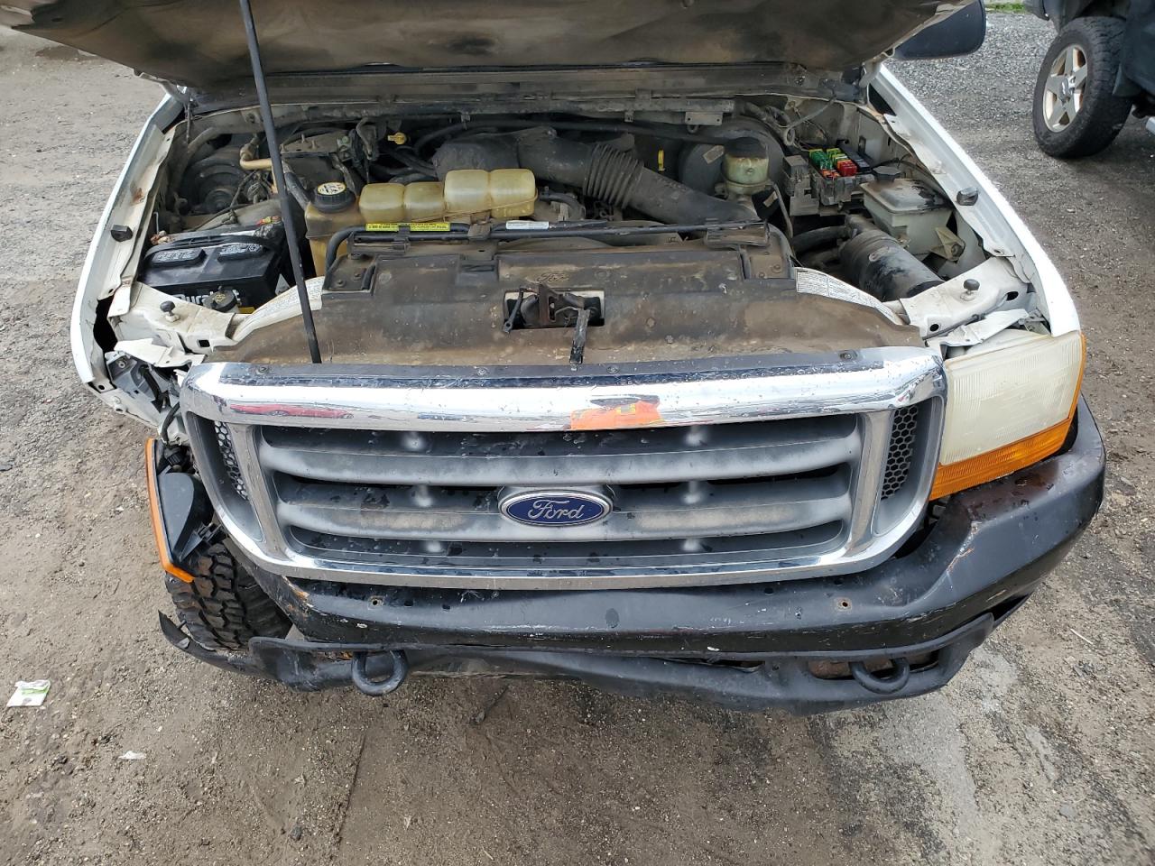 2001 Ford F250 - Image 11