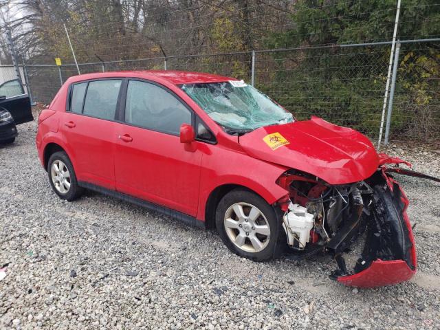  NISSAN VERSA 2012 Czerwony