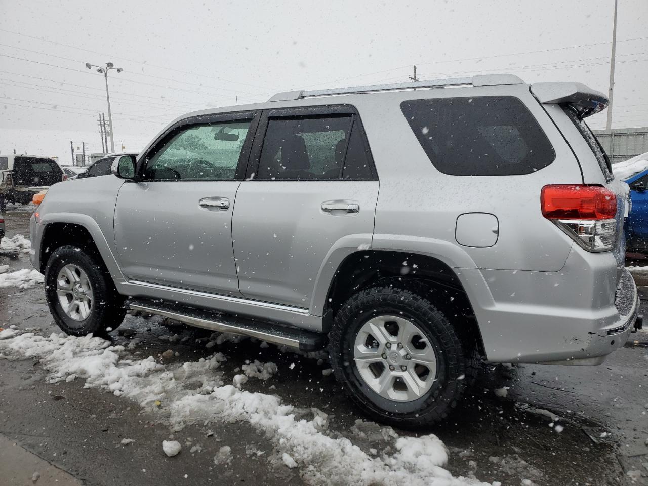2010 Toyota 4Runner - Image 2