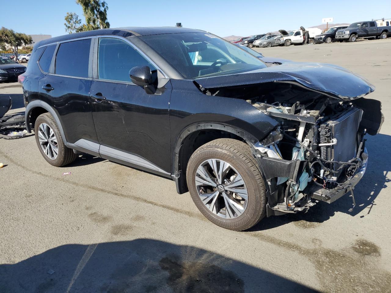 VIN 5N1BT3BA2NC682131 2022 NISSAN ROGUE no.4