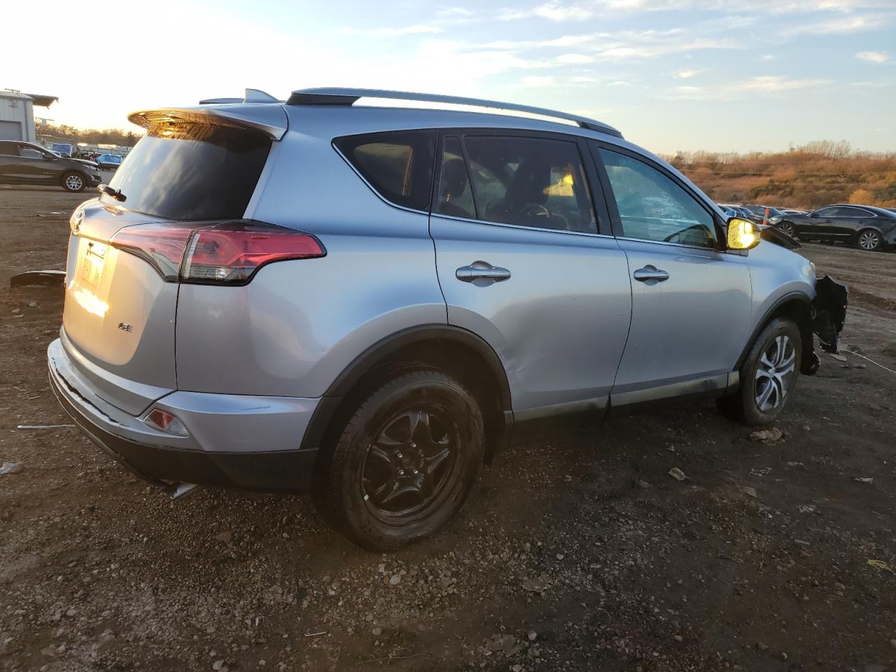 VIN 2T3ZFREV9HW360132 2017 TOYOTA RAV4 no.3