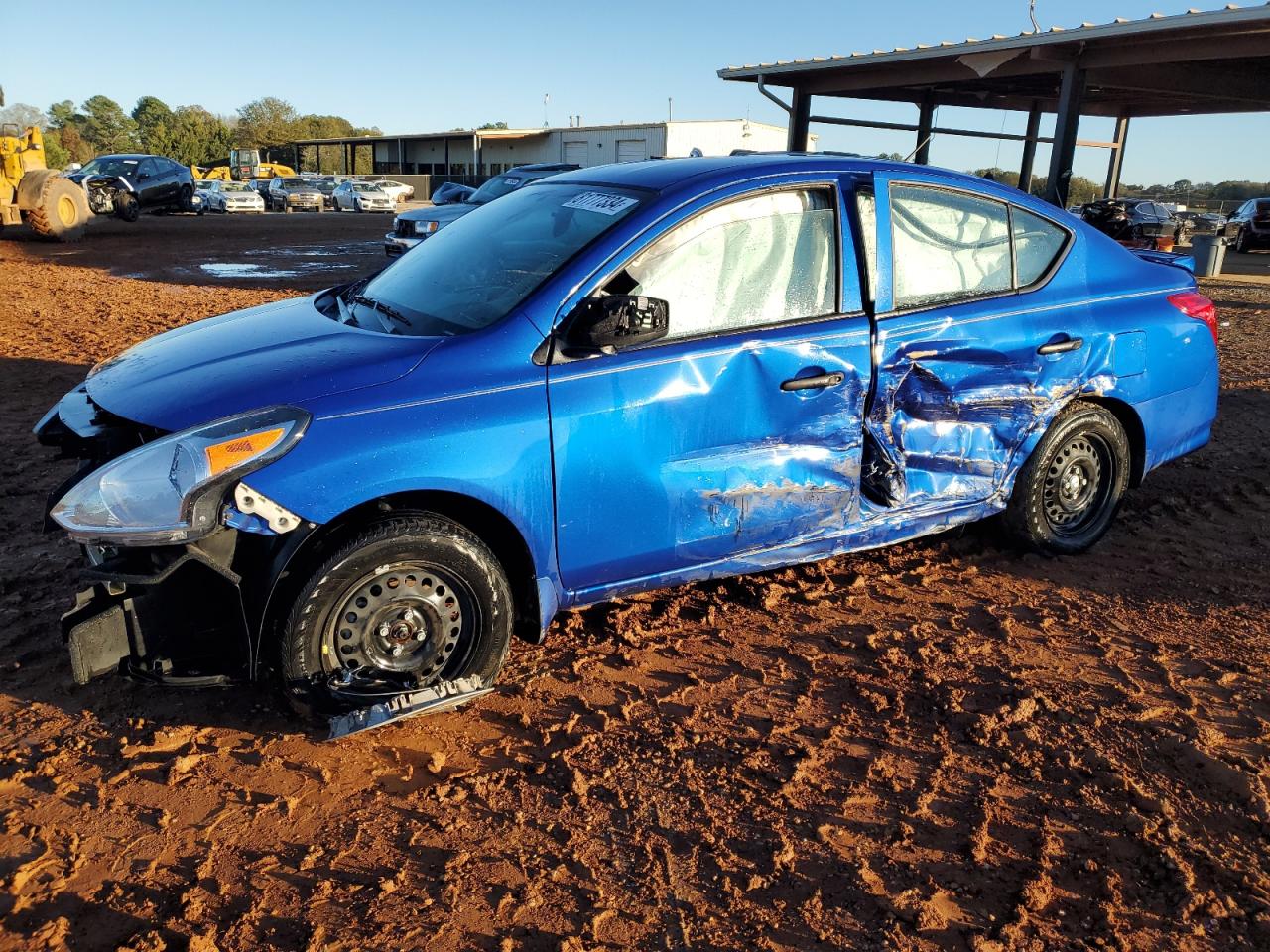2017 Nissan Versa - Image 1