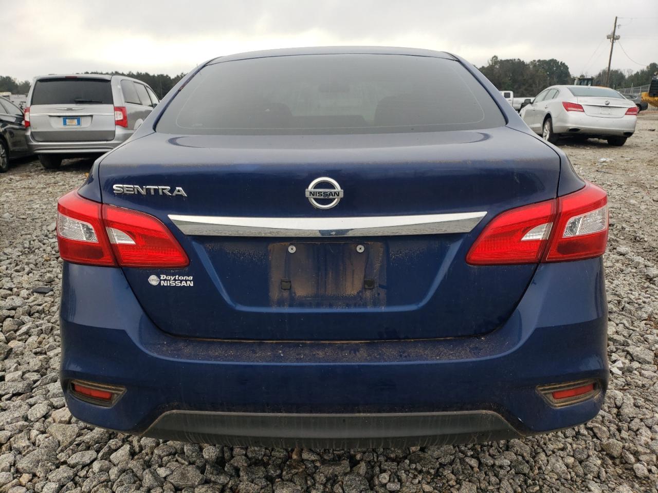 2018 Nissan Sentra - Image 6
