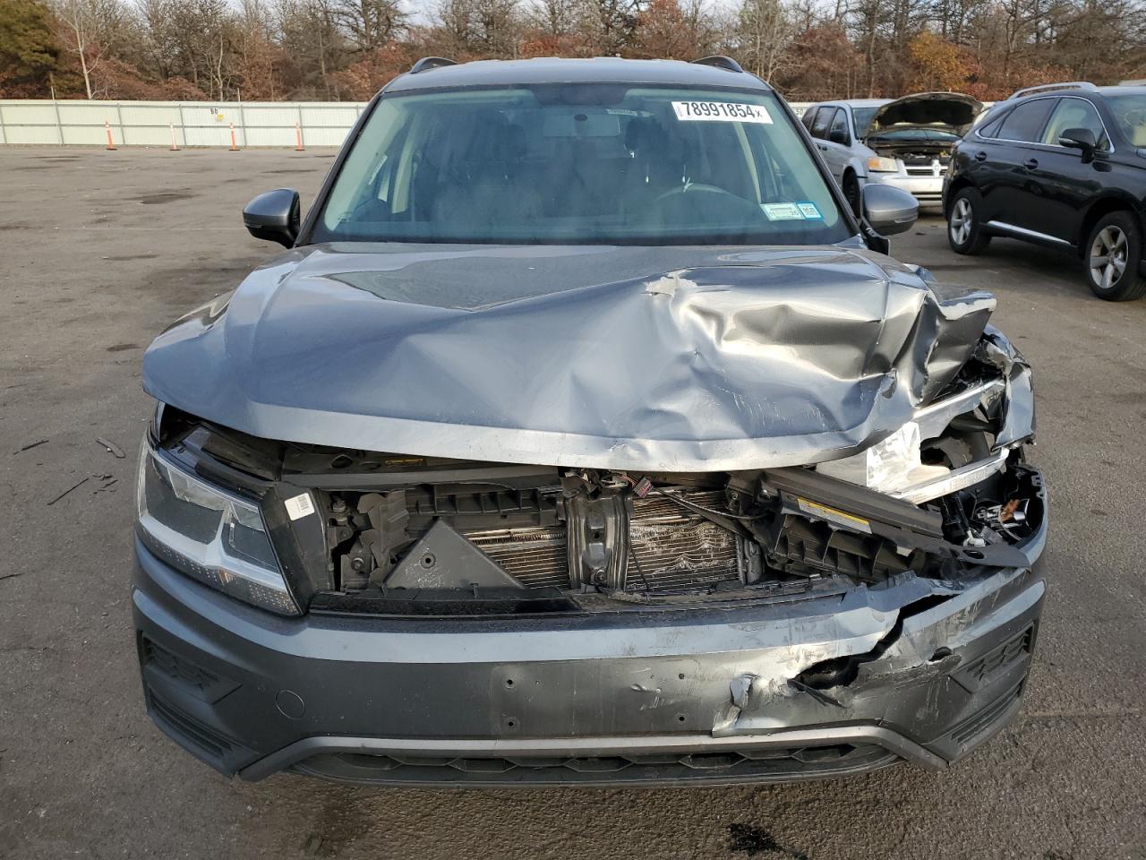 2021 Volkswagen Tiguan - Image 5