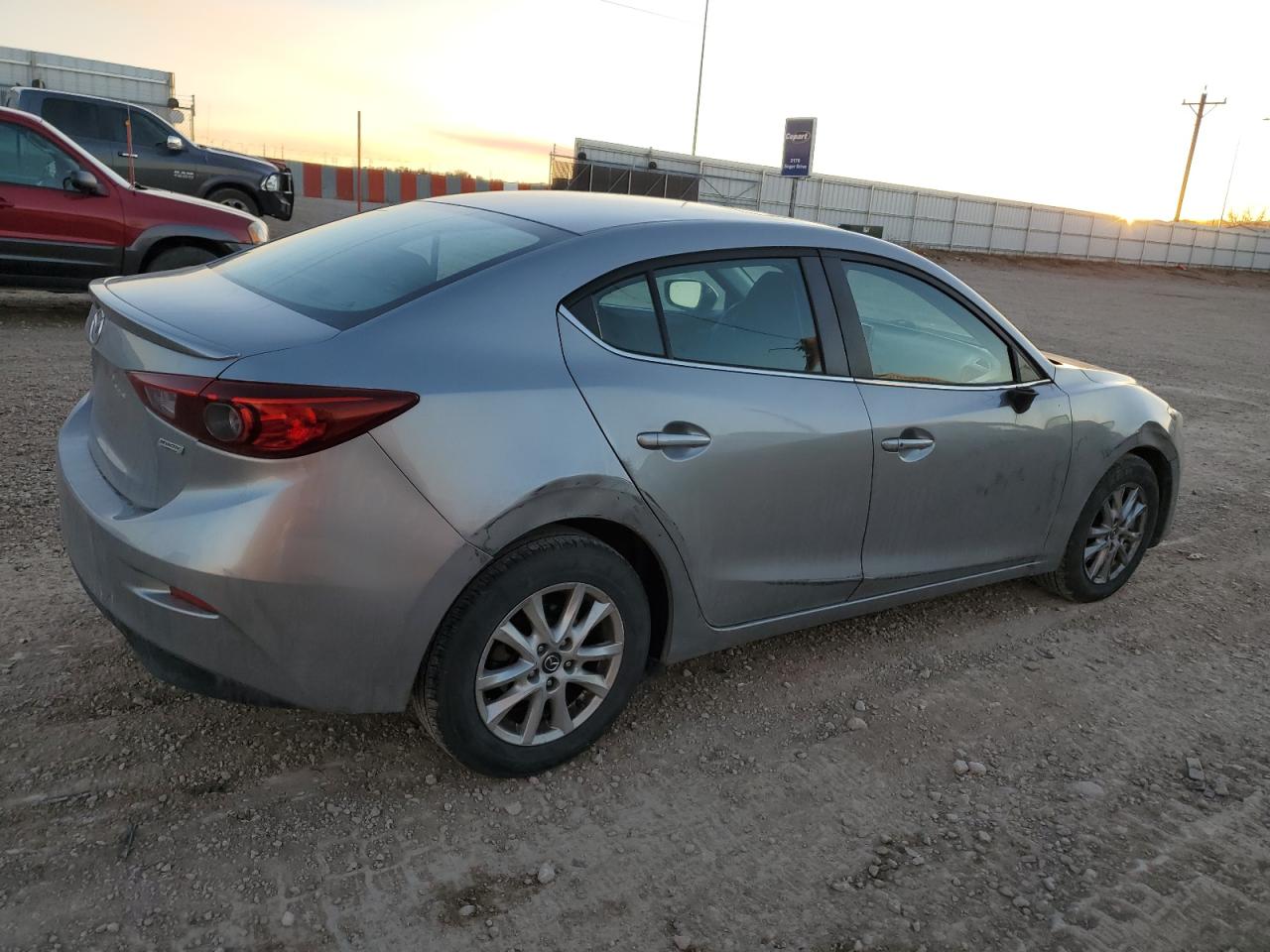 2016 Mazda 3 - Image 3