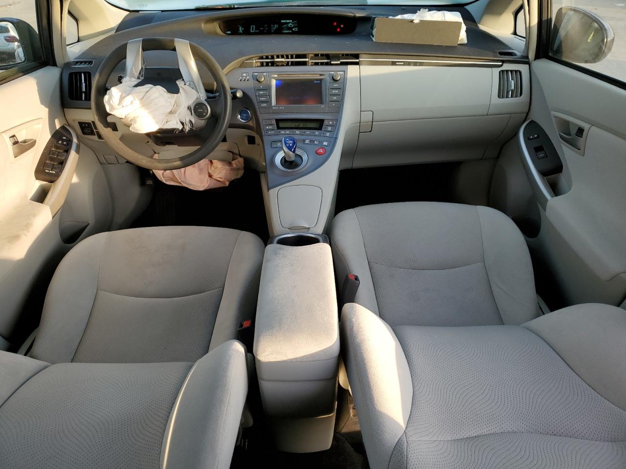 2014 Toyota Prius - Image 8