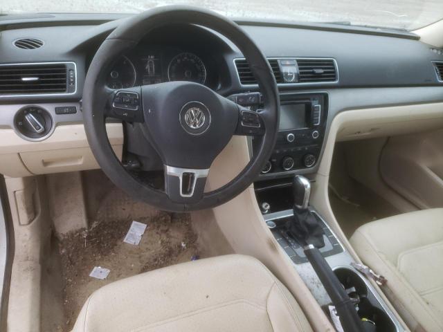  VOLKSWAGEN PASSAT 2014 White
