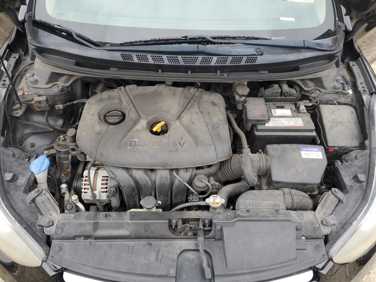 2014 Hyundai Elantra - Image 11