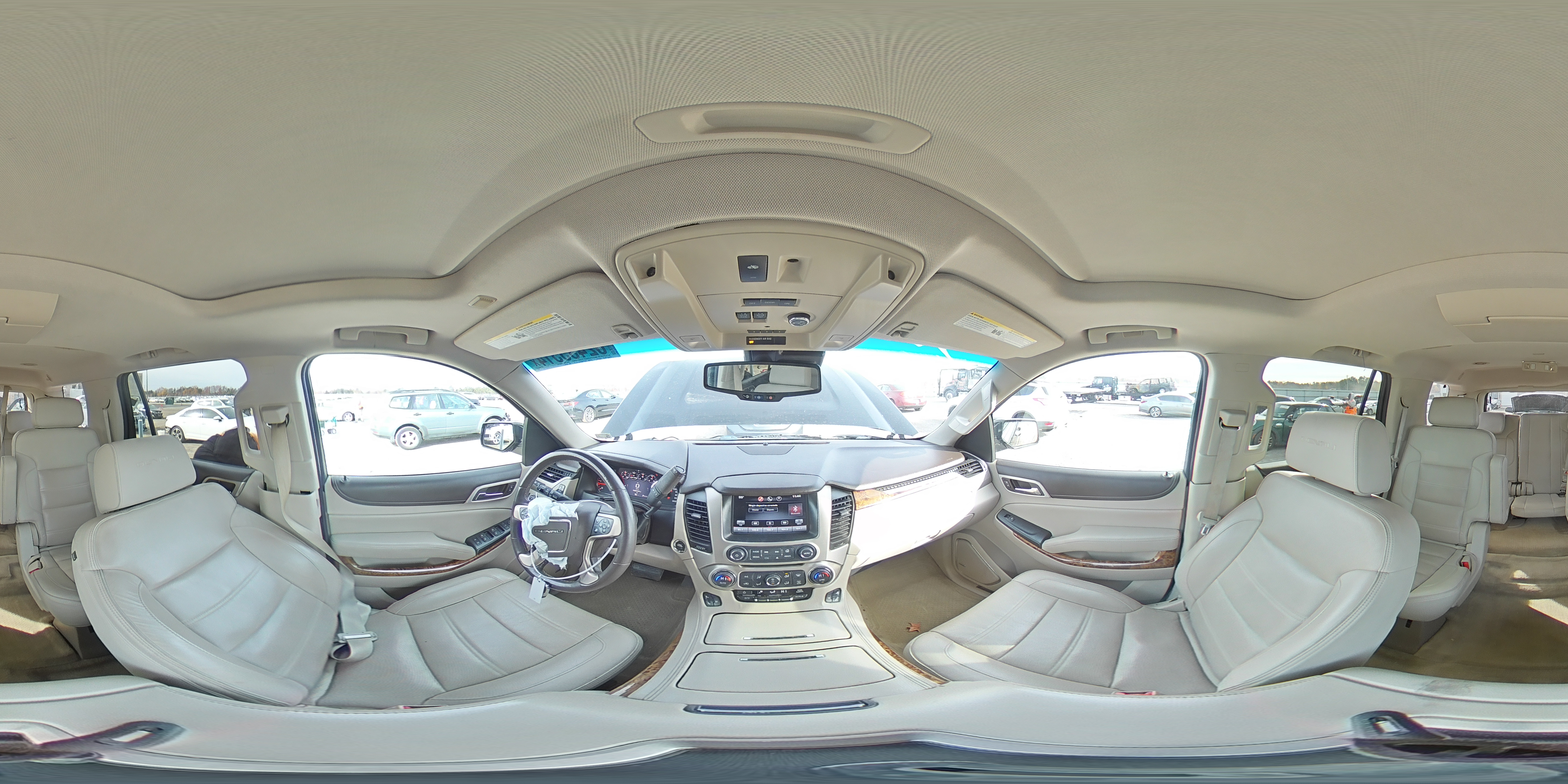 2015 GMC Yukon - Image 13