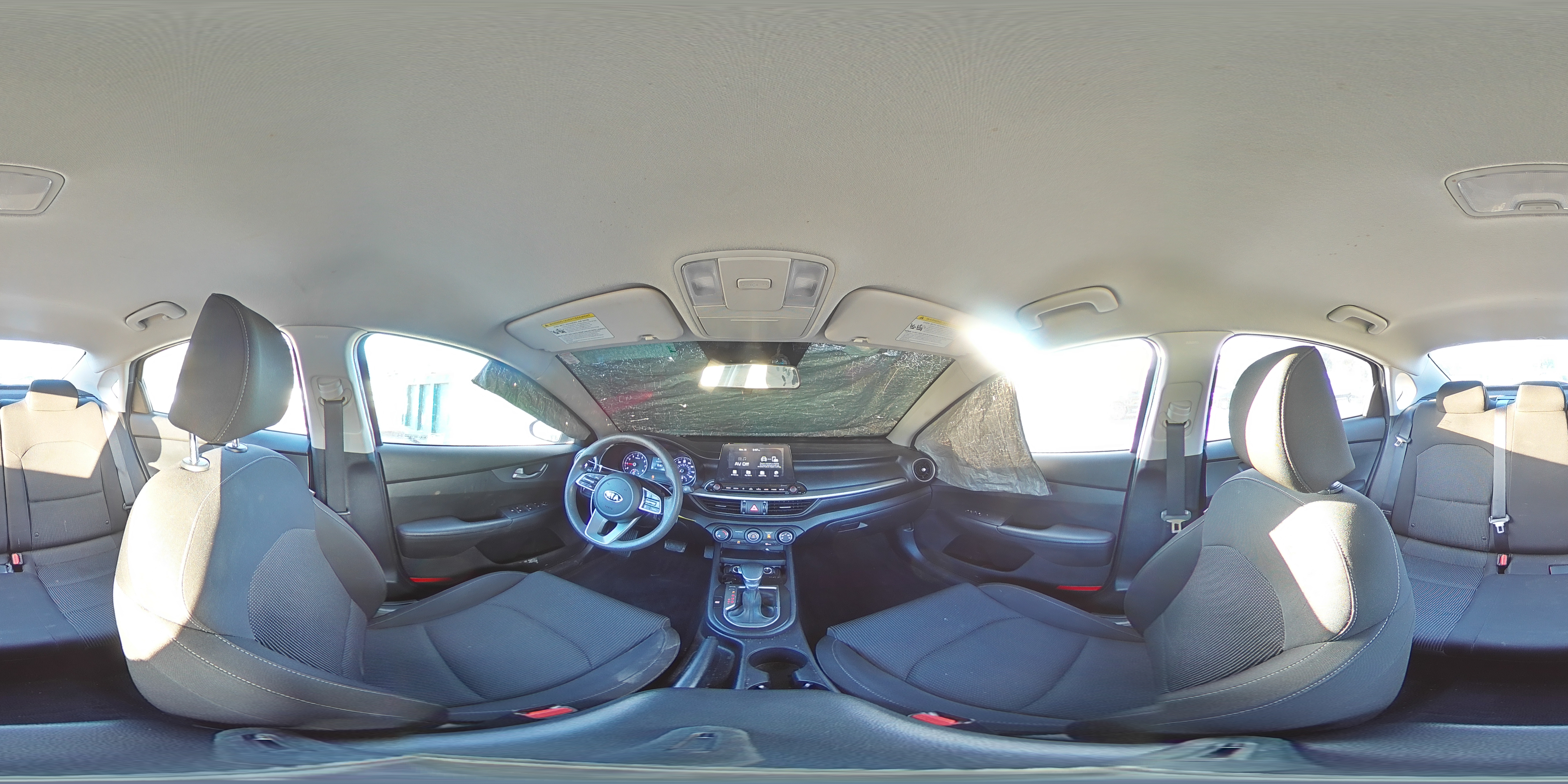 2021 Kia Forte - Image 15