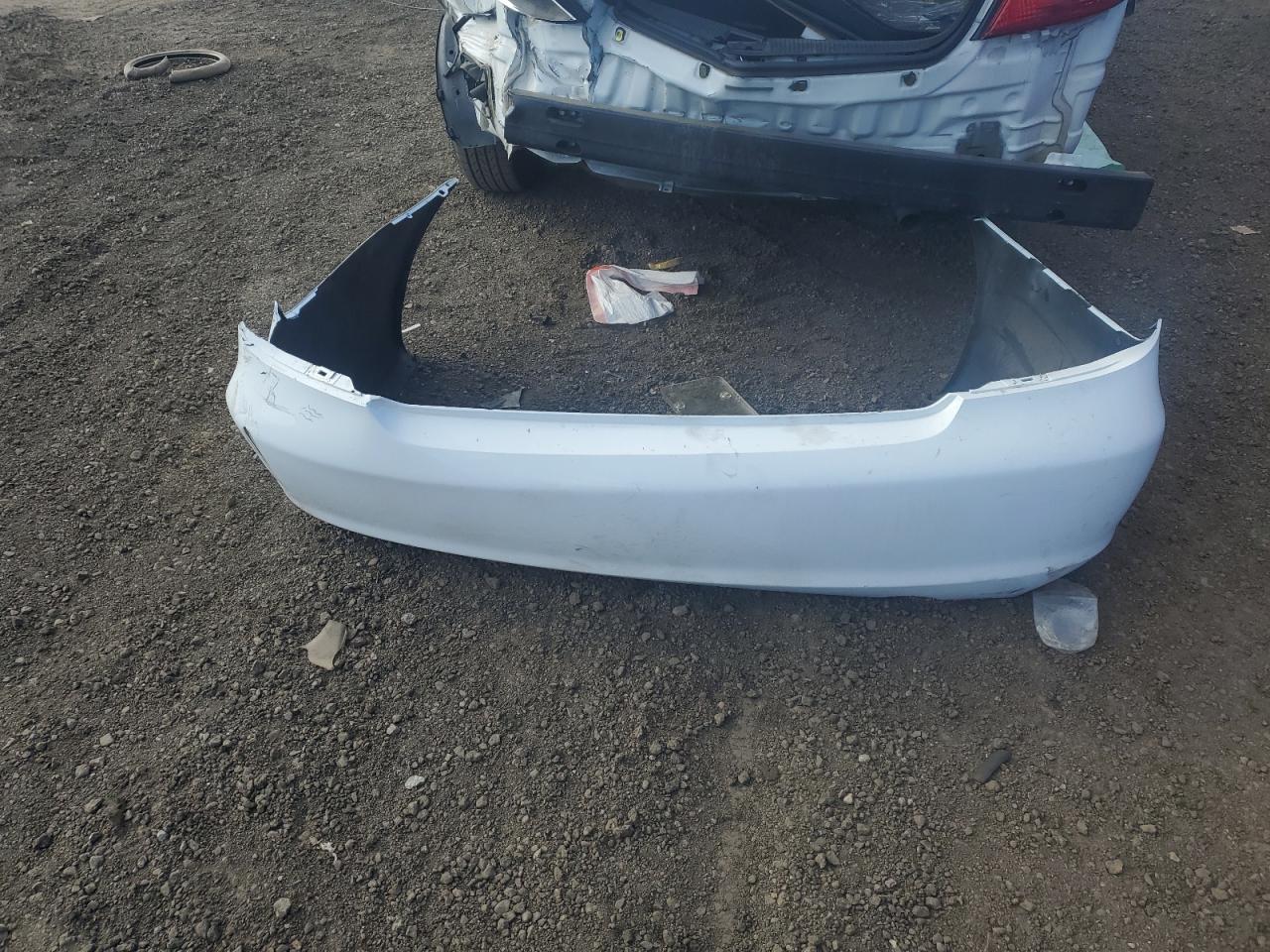2004 Toyota Camry - Image 12