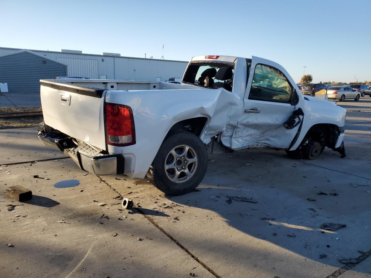 2011 GMC Sierra - Image 3