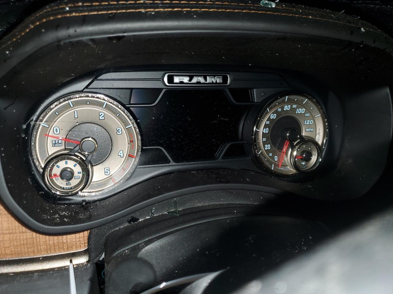 2021 RAM 2500 - Image 9