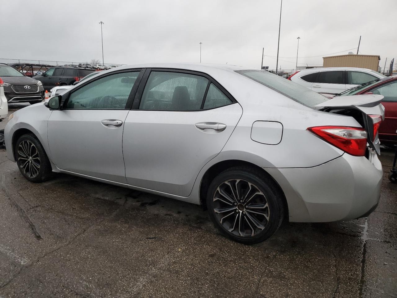 VIN 2T1BURHE9EC216184 2014 TOYOTA COROLLA no.2