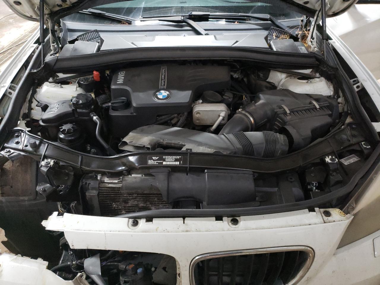 2014 BMW X1 - Image 12