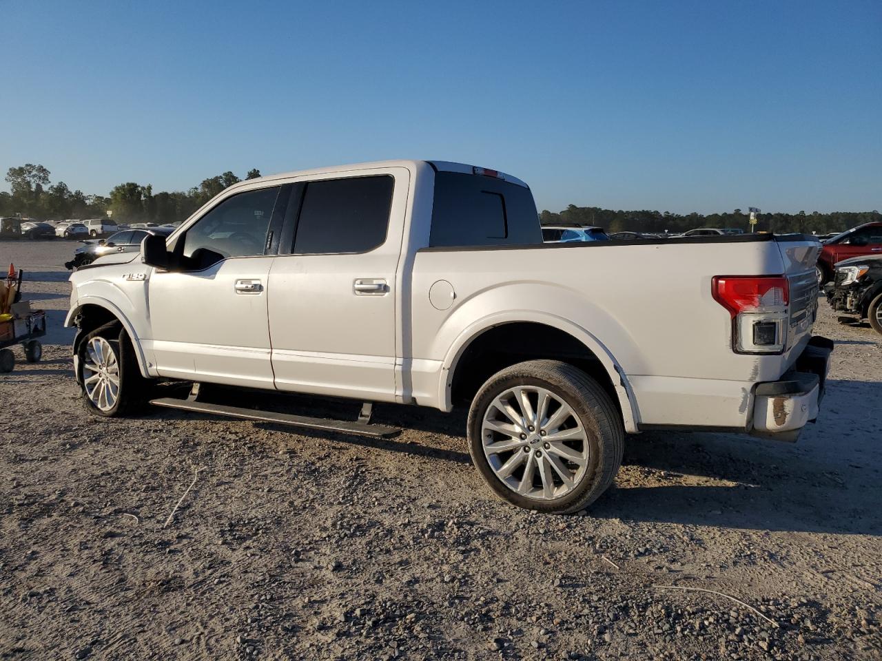 VIN 1FTEW1EG6KFA00181 2019 FORD F-150 no.2