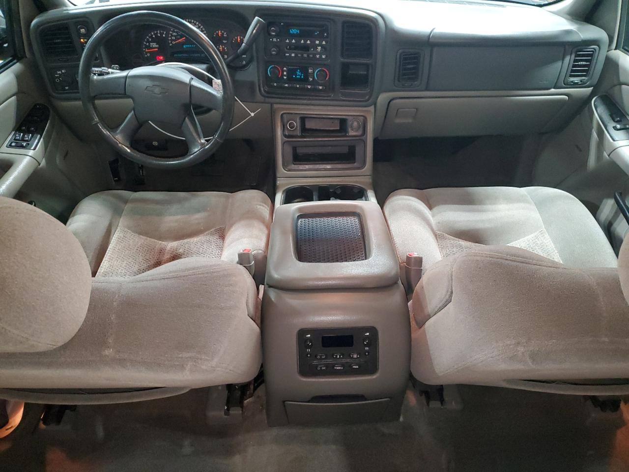 2004 Chevrolet Suburban K1500 VIN: 1GNFK16Z44J204632 Lot: 78125794