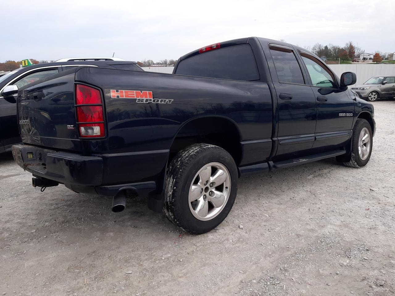 2004 Dodge RAM - Image 3