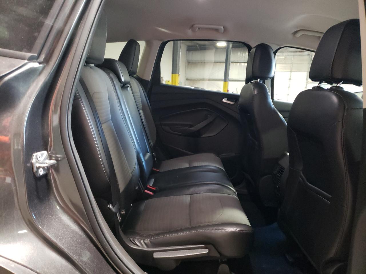 2017 Ford Escape - Image 11