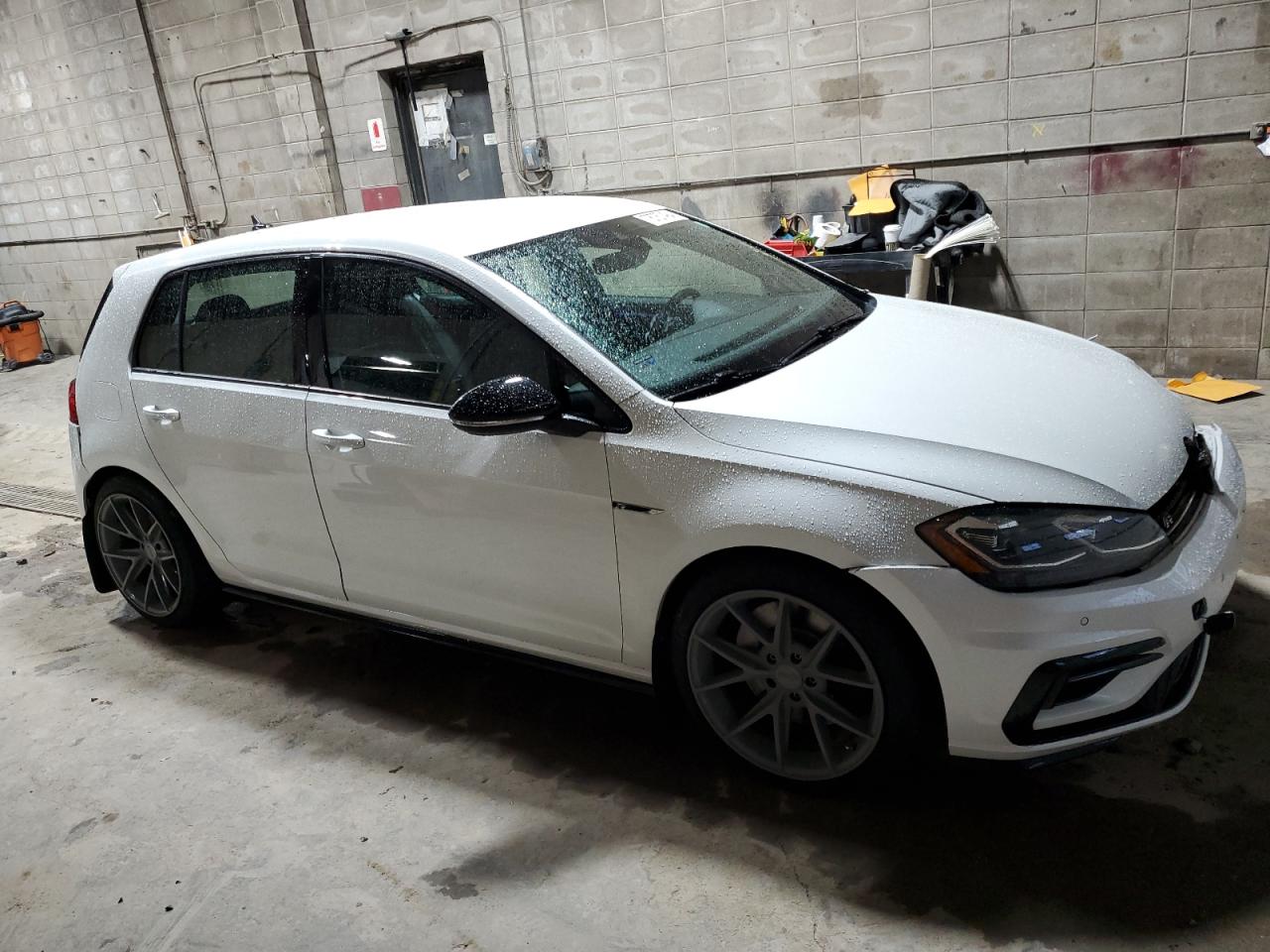 2018 Volkswagen Golf - Image 4